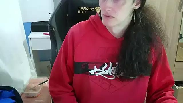 MemiSecrets from StripChat is Freechat