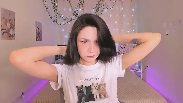 Meowfin from StripChat is Freechat
