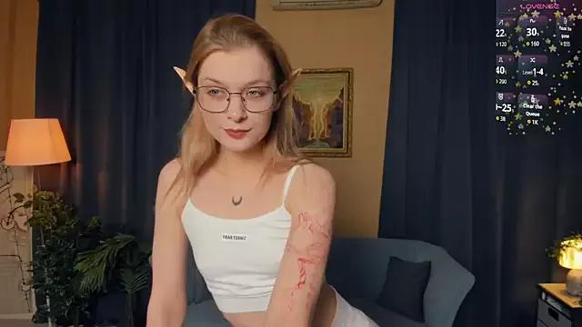 Explore our live girls sluts from our Custom and Multi clubs and checkout exclusive access to highly interactive content, such as shape, hair, titties, pussy type and many more.