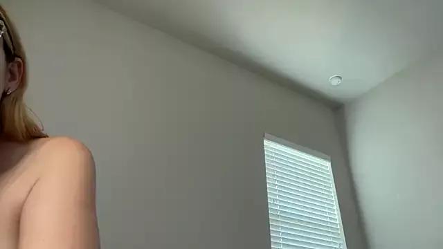 Mermaid-hana from StripChat