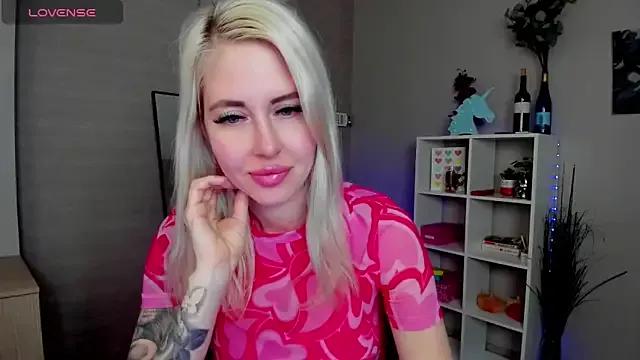 Mermaid_N from StripChat
