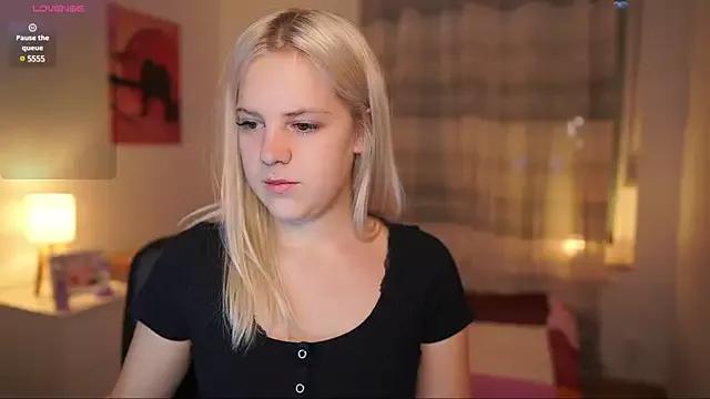 merrilyn__ from StripChat