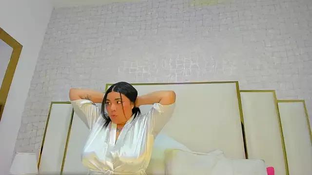 Mia_and_lexy from StripChat is Freechat