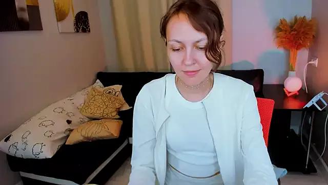 Mia_meowXkiss from StripChat is Freechat