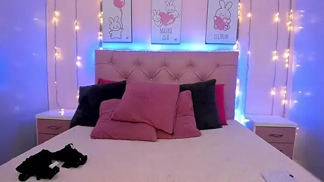 Mia_Santana00 from StripChat is Freechat