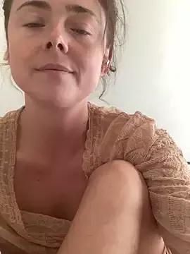 Mia_Winters from StripChat is Freechat