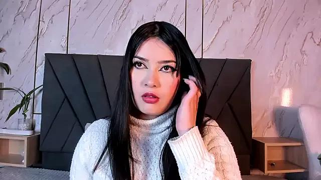 Mia_Woodss from StripChat is Freechat