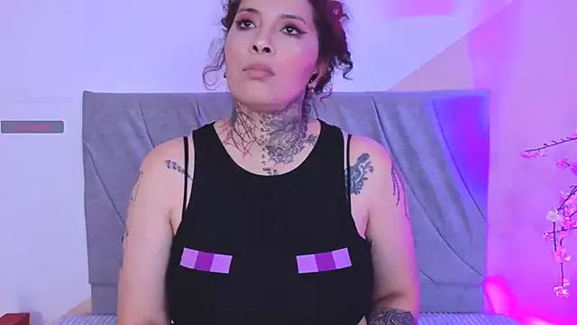 Miaablack webcams show profile image 