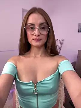 MiaaLoren from StripChat