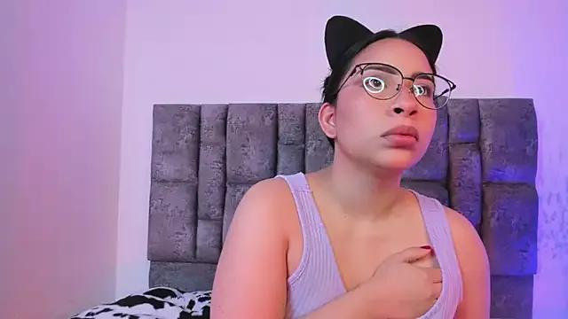 miah_storm from StripChat is Freechat