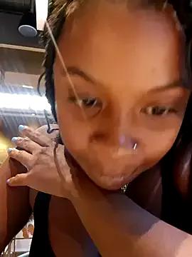 miamiworld from StripChat