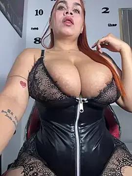 miapichxs from StripChat is Freechat