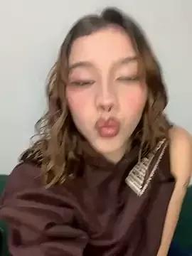 Explore our live girls sluts from our Custom and Multi clubs and checkout exclusive access to highly interactive content, such as shape, hair, titties, pussy type and many more.