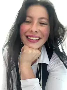 Explore our live girls sluts from our Custom and Multi clubs and checkout exclusive access to highly interactive content, such as shape, hair, titties, pussy type and many more.