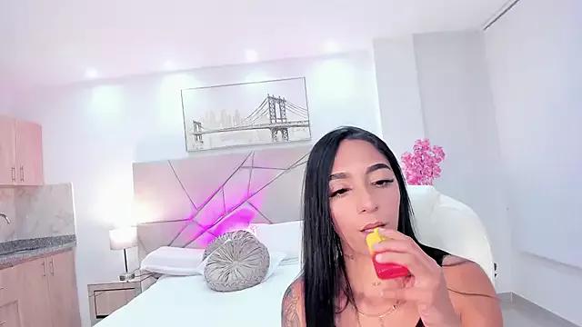 miavegas1 from StripChat is Freechat