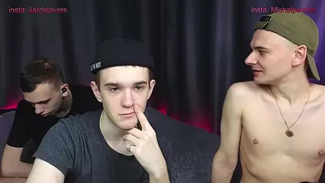 Explore our live girls sluts from our Custom and Multi clubs and checkout exclusive access to highly interactive content, such as shape, hair, titties, pussy type and many more.