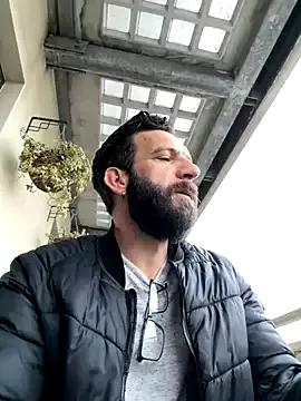 Michel_huge from StripChat is Freechat