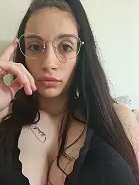 Michou02xXx webcams show profile image 