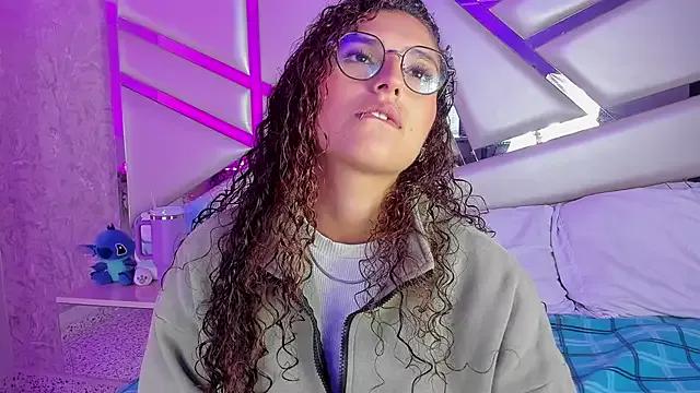 Miia002 from StripChat