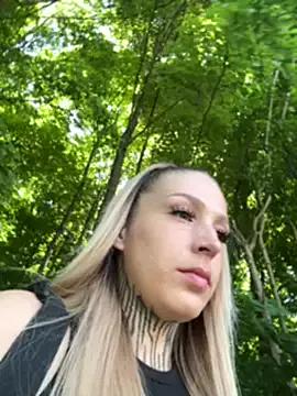 Miia_Lynn from StripChat