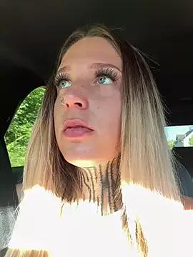 Miia_Lynn from StripChat