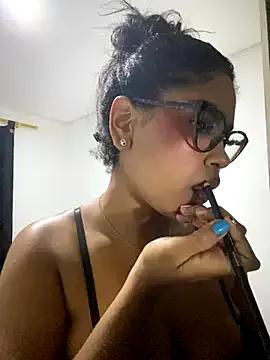 miiabrown18 from StripChat is Freechat