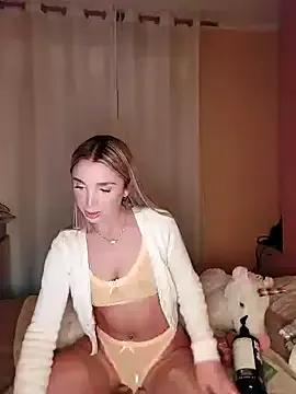 MikayJota webcams show profile image 