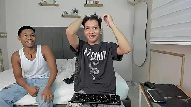 Mike_Twink19 from StripChat is Freechat