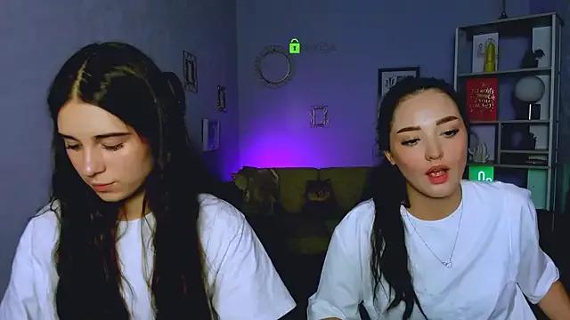 miki-niki from StripChat