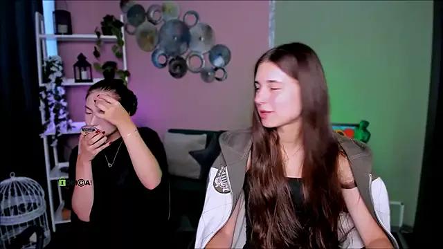 miki-niki from StripChat