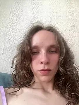 MikkyMoony from StripChat