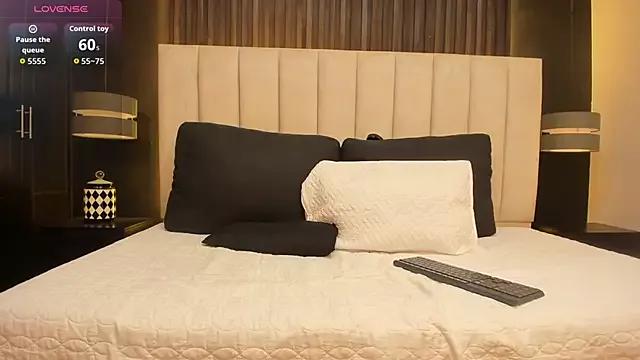 Mila__Rose__ from StripChat is Freechat