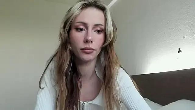 MilaDeLune webcams show profile image 