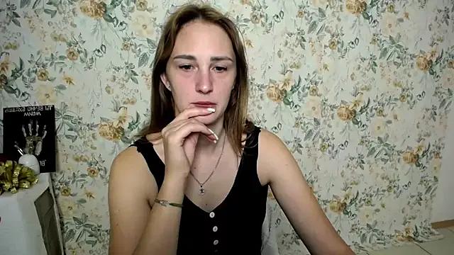 Milana_Cutie_ from StripChat is Freechat