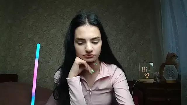 Explore our live girls sluts from our Custom and Multi clubs and checkout exclusive access to highly interactive content, such as shape, hair, titties, pussy type and many more.
