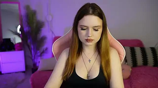 Explore our live girls sluts from our Custom and Multi clubs and checkout exclusive access to highly interactive content, such as shape, hair, titties, pussy type and many more.