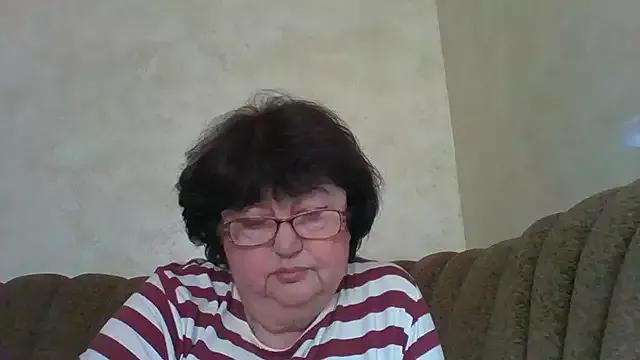 MilaSky5303 from StripChat is Freechat