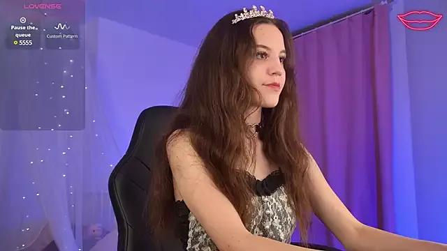 MilaStoyne from StripChat is Freechat