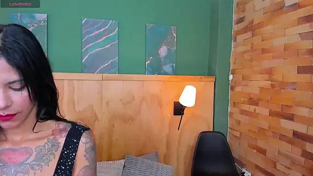 milavega_ from StripChat is Freechat