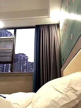 Mile-m from StripChat is Freechat