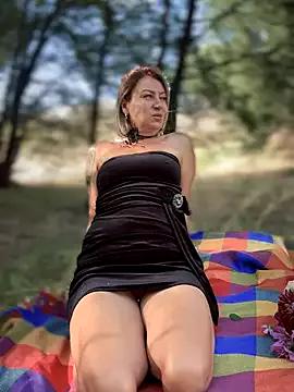 Milena-MilfaXXX from StripChat is Freechat
