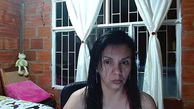 Milf_Fantassyy webcams show profile image 