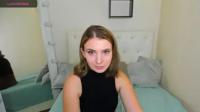 MilinaFox webcams show profile image 