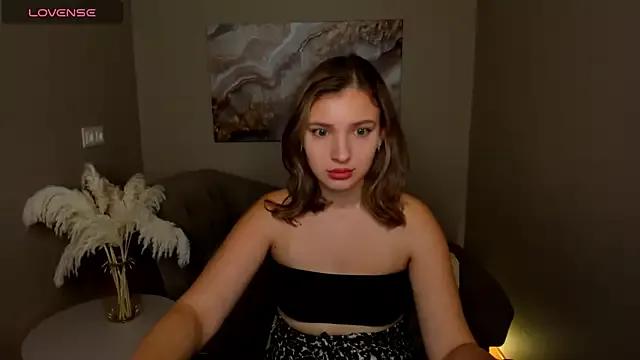 MilinaMorris from StripChat