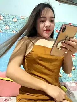 Milinda-cute from StripChat is Freechat