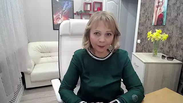 Milla_Cutie18 from StripChat