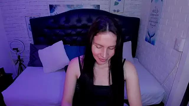 Milla_lourents from StripChat