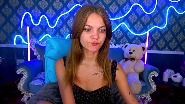 Explore our live girls sluts from our Custom and Multi clubs and checkout exclusive access to highly interactive content, such as shape, hair, titties, pussy type and many more.