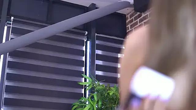 MillaSerene from StripChat