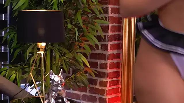 MillaSerene from StripChat